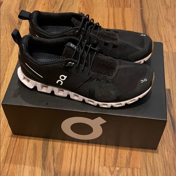 !SOLD! On Cloud Cloud Terry Black|White 7.5 - Picture 3 of 5